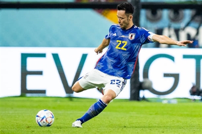 Maya Yoshida T-shirt