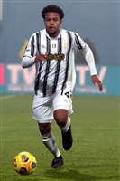 Weston Mckennie t-shirt #3995079